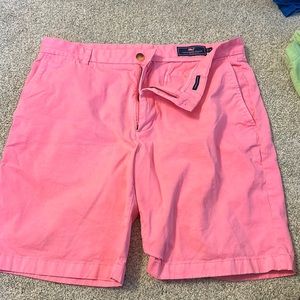 Pink Vineyard Vines Breaker Shorts 36 waist. Pre Owned